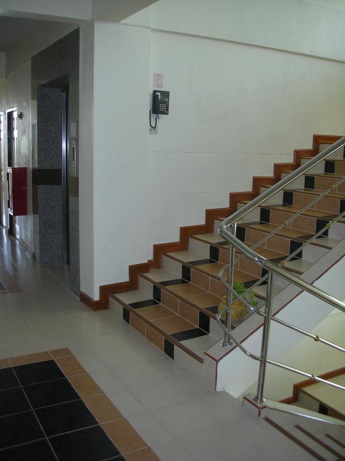 Veerasuda Condotel Ratchaburi Luaran gambar