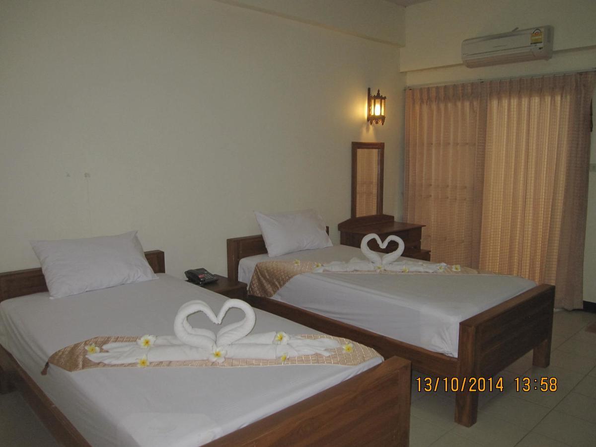 Veerasuda Condotel Ratchaburi Luaran gambar