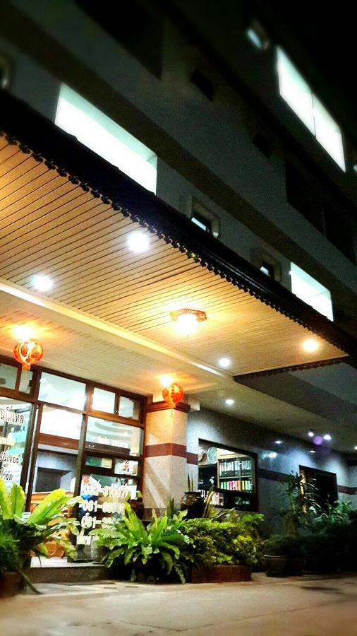 Veerasuda Condotel Ratchaburi Luaran gambar