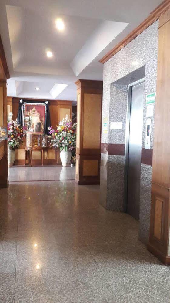 Veerasuda Condotel Ratchaburi Luaran gambar