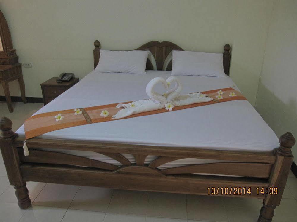 Veerasuda Condotel Ratchaburi Luaran gambar