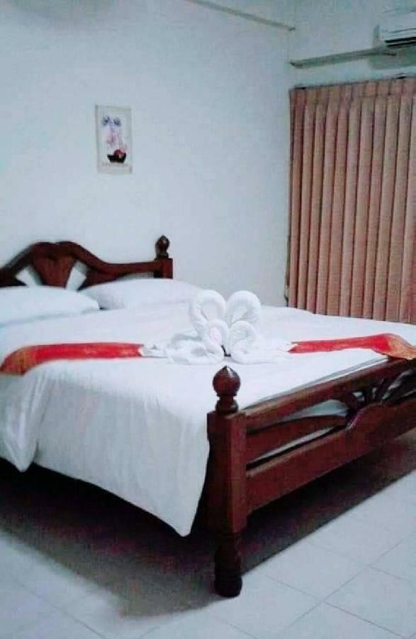 Veerasuda Condotel Ratchaburi Luaran gambar